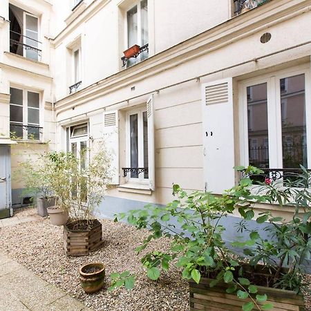 לינה וארוחת בוקר פריז Coup De Coeur A Montmartre מראה חיצוני תמונה