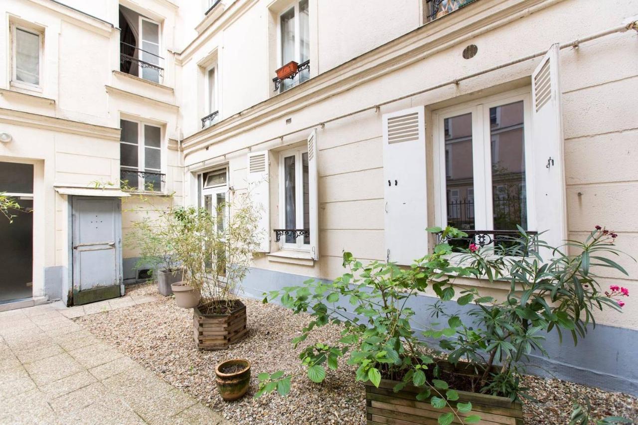 לינה וארוחת בוקר פריז Coup De Coeur A Montmartre מראה חיצוני תמונה
